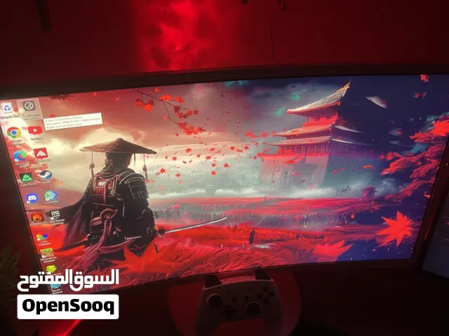 سلام عليكم تجميعية مع شاشة للبيع المواصفات ب الوصف السعر بي مجال التجميعة نضيفة كلش  مكان بصرة