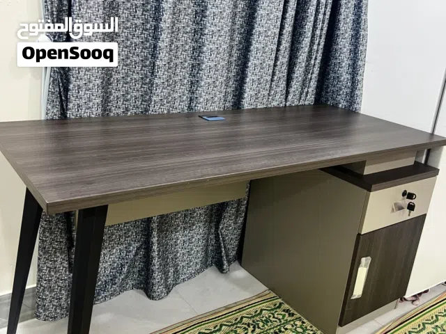 طاولة 150x70 جديدة نظيفة كلش