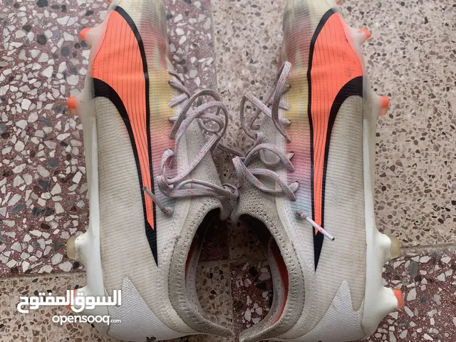 42 Sport Shoes in Al Batinah