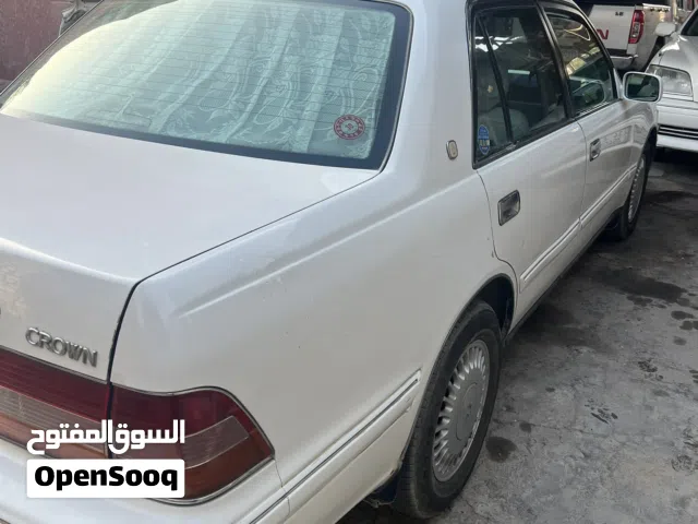 1998 تويوتا كراون Crown