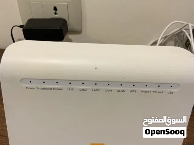 راوتر ZTE Orange ZXHN H268N واي فاي DSL بحالة جيدة مع سلكه