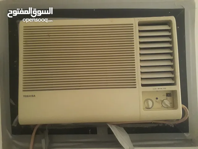 2 ton Toshiba ac for sale woking condition near salmaniya