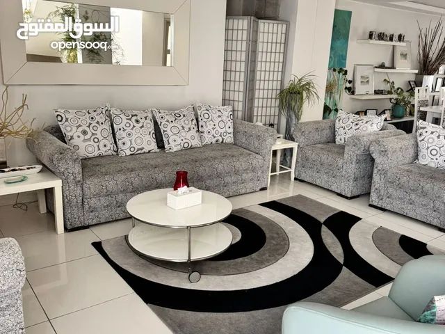 400 m2 4 Bedrooms Villa for Sale in Amman Tla' Al Ali Al Shamali