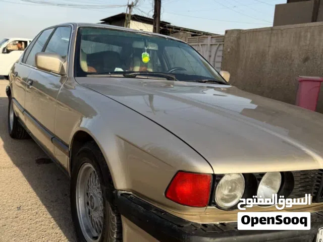 1990 بي ام دبليو الفئة 7 735