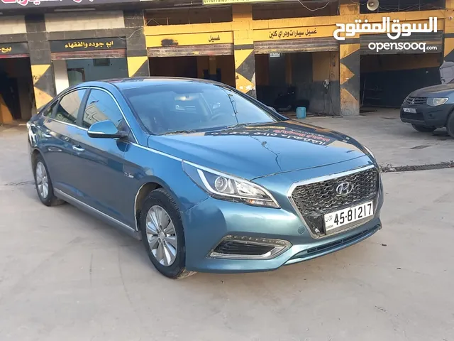 هونداي سوناتا 2016 فحص 2 جيد لون ازرق بحري خصوصي اصلي بسعر مغري قابل للبدل