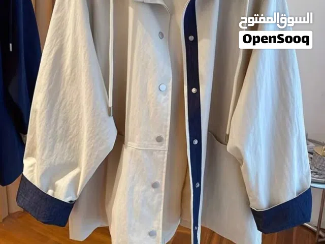 ترانشكوت قصير بيج وكحلي