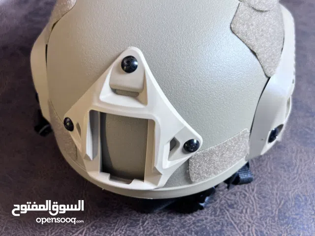 خوذه عسكريه