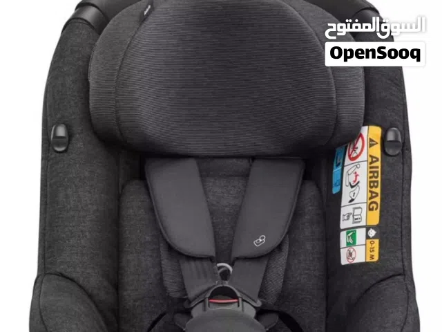 كرسي سيارة ماركة ماكسي