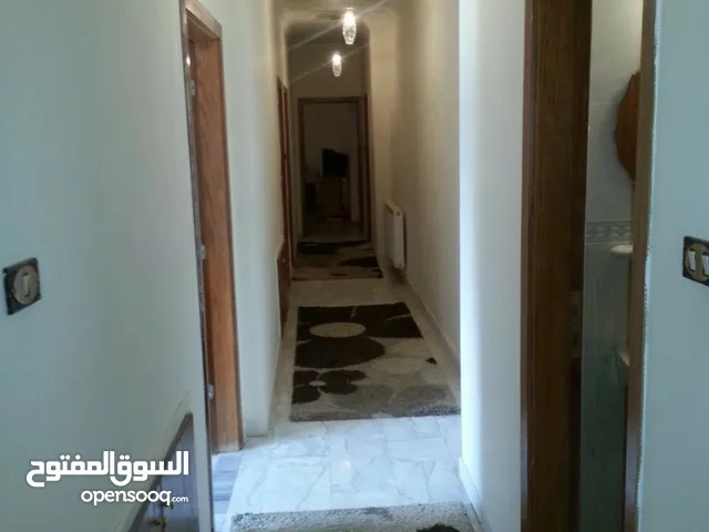 165m2 3 Bedrooms Apartments for Rent in Amman Um El Summaq
