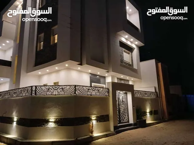 440 m2 More than 6 bedrooms Villa for Sale in Tripoli Souq Al-Juma'a