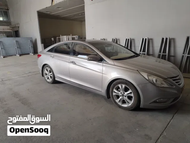 Sonata 2012 SE GCC Specs No Accidents Family Car Ready to Drive