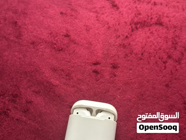 سماعة ايربودز بحالة ممتازة