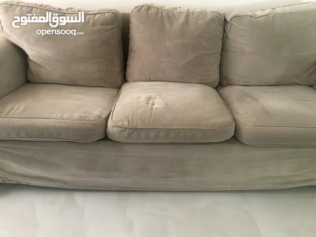 صوفا إيكيا لون بيج