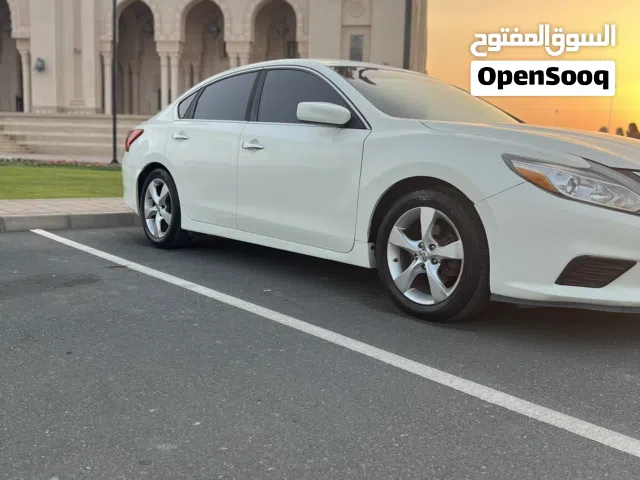 2016 Nissan Altima SV