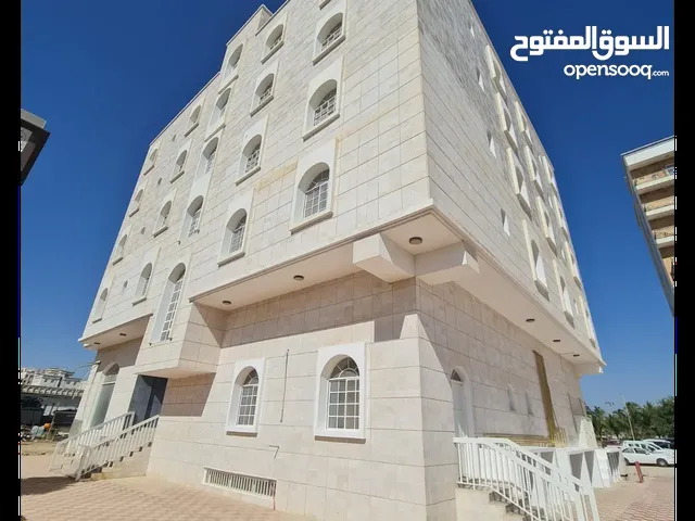 115m2 3 Bedrooms Apartments for Rent in Dhofar Salala