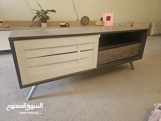 TV table Brand new Condition