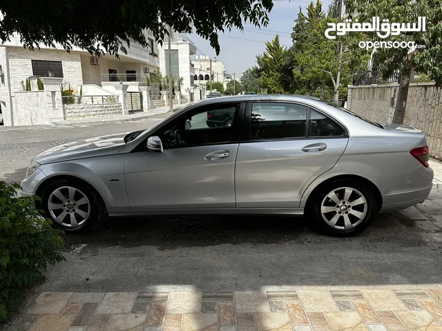 مرسيدس c180 blue efficiency موديل 2010 بحالة رائعة للبيع