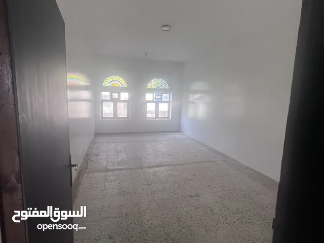 300 m2 5 Bedrooms Townhouse for Rent in Sana'a Haddah