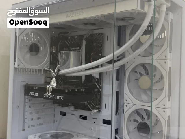 كمبيوتر ألعاب ( بيسي ) للبيع