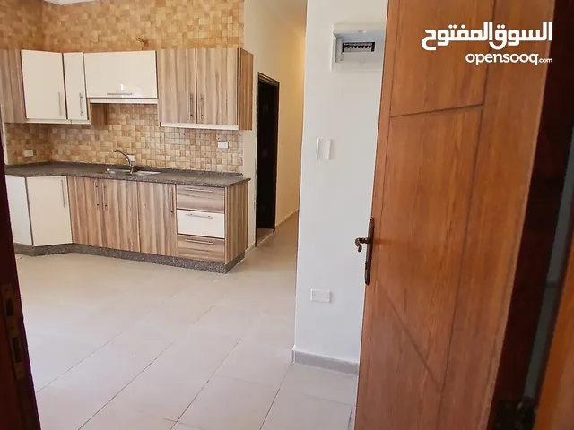 شقه فارغه للإيجار الجبيهه