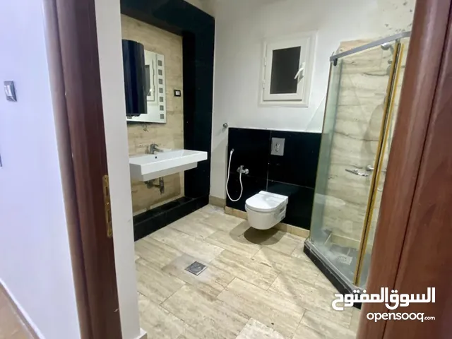 275 m2 5 Bedrooms Apartments for Rent in Tripoli Al-Seyaheyya