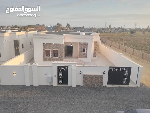 170 m2 Studio Townhouse for Sale in Tripoli Wadi Al-Rabi