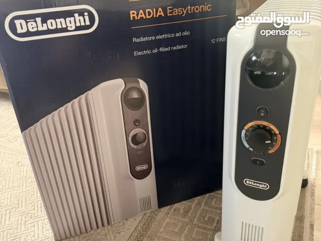مدفئة كهربائية DeLonghi اصلية من الوكيل استخدام خفيف