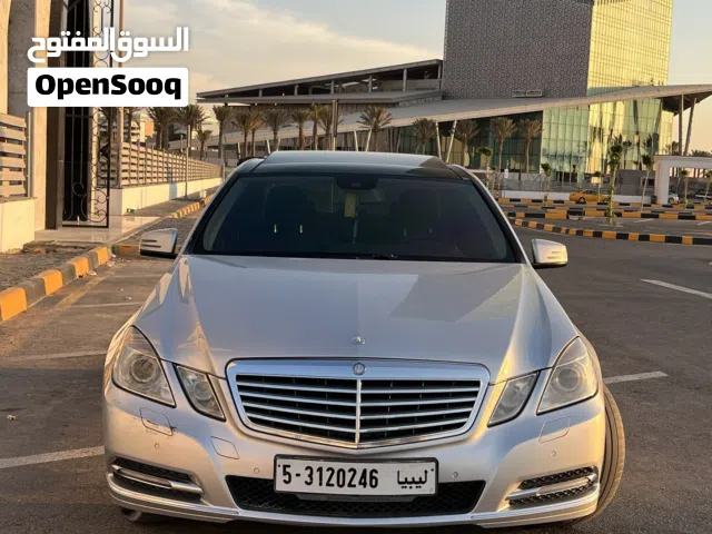 2012 مرسيدس بنز الفئة-E E 300