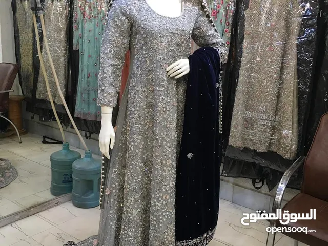 Assalam Alaikum my wedding dress new product wedding right dress gray and pink 2024 order place