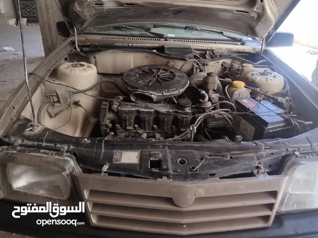 اوبل اسكونا 1983