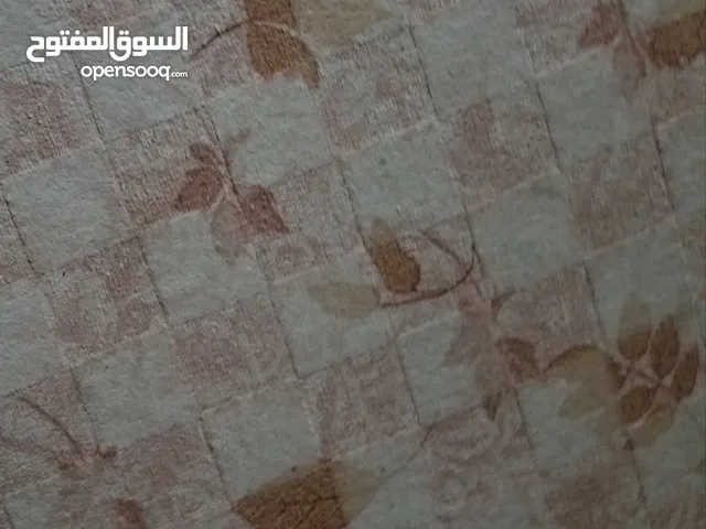 موكيت ازرق وموكيت احمر