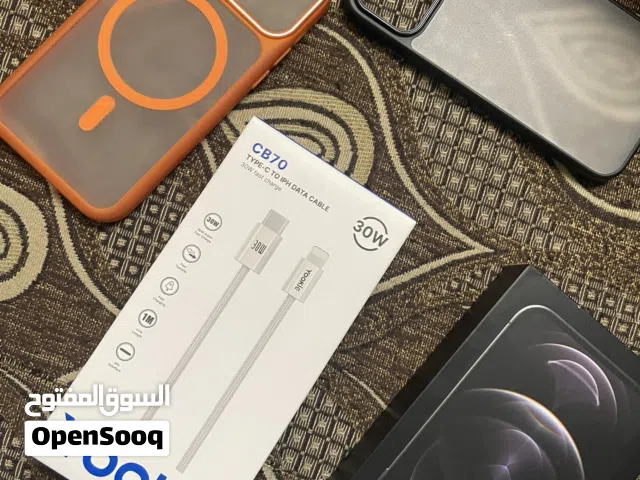 آيفون 12 برو.   مش مغيرلو اشي