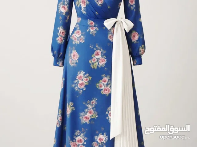 فستان الاميرات الترند  موديل  وراقي للسهرات والطلعات