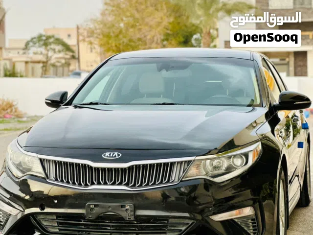 كيا أوبتما 2017 ماشية 139 جايه سليمة بدون حوادت موضح صورها ورقم الشاصي السيارة الله يبارك