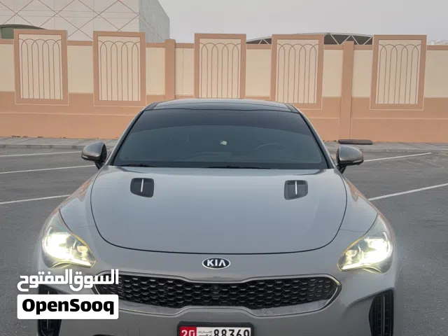 2020 كيا ستينجر GT-Line