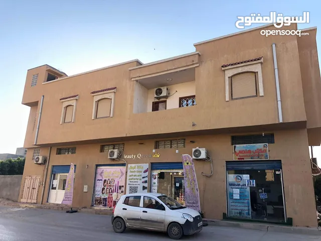 عقار سكني تجاري ممتاز في بوابة الجبس للبيع