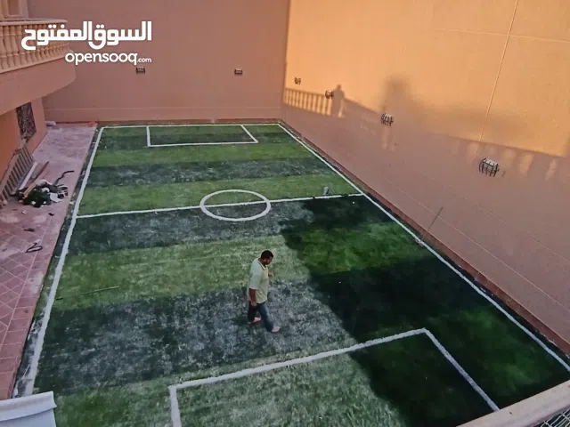 توريد وتركيب جميع انواع العشب الصناعي ملاعب كرة قدم وحدائق عامه وحدائق منازل وملاعب بادل واسطح منازل