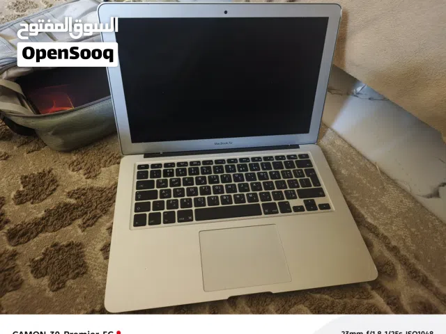 Apple MacAir clean and good condition