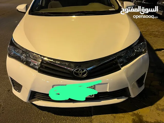 Toyota Corolla 2015