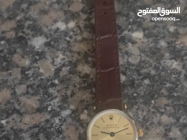 ساعة نسائي قديمه اصلية