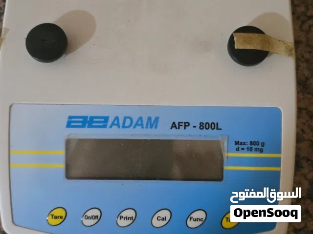 AFP-800L، ميزان دقيق يُستخدم عادة في المختبرات أو في الأماكن التي تتطلب دقة عالية في قياس الكتلة