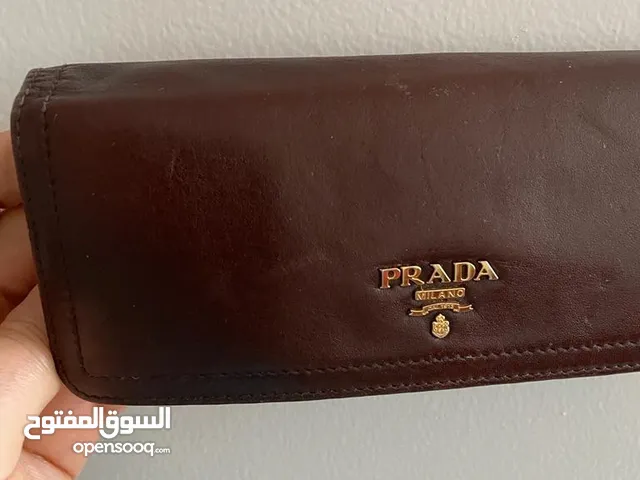 حقائب برادا نسائية للبيع في الإمارات - شنط نسائية : حقيبة يد نسائية, ظهر:  أفضل سعر | السوق المفتوح