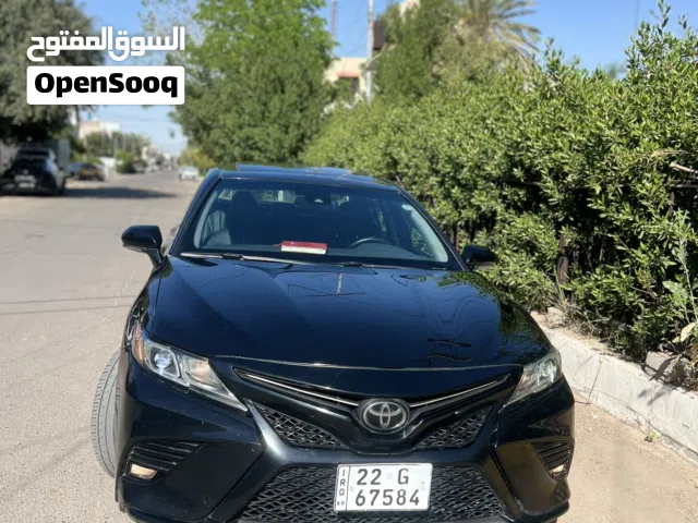 2020 تويوتا كامري SE