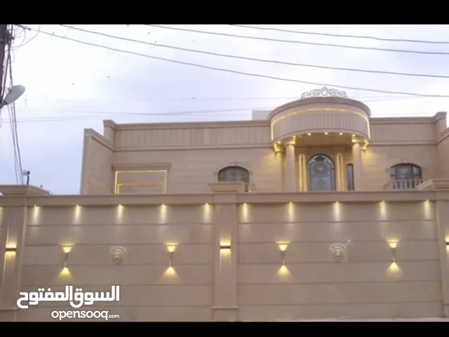 750 m2 More than 6 bedrooms Villa for Sale in Basra Tuwaisa