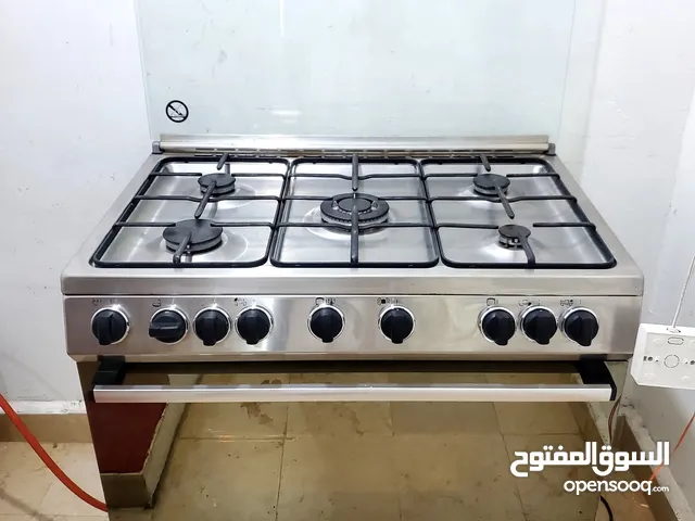 فرن تكنو جاز ايطاالي وكاااله الفرن مستخدم حق شهر الفرن لسه جديد وضمانه صمام امان