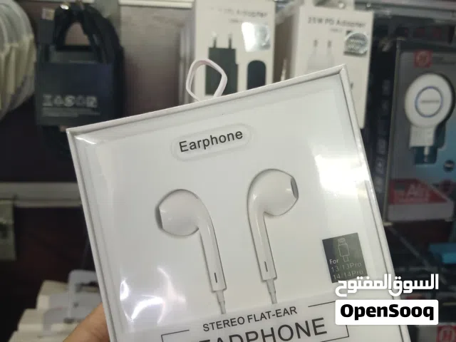 سماعات هيد فون