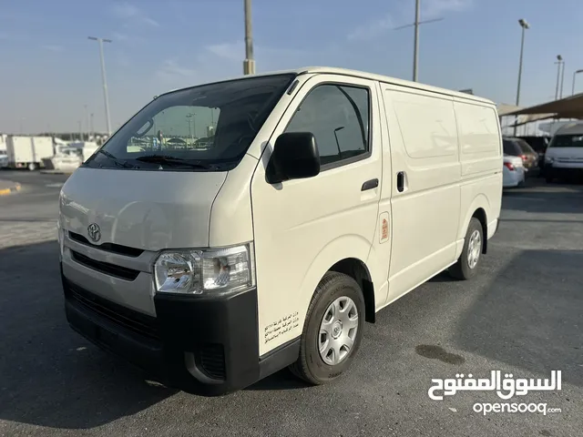 تويوتا هايس فان موديل 2023