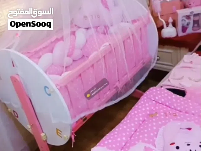 تخت بيبي بحالة الجديد