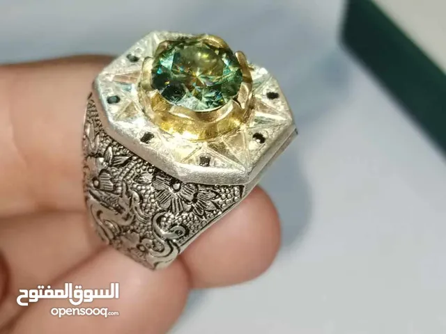 مجموعه خواتم فضة مشكلة اكثر من 30 خاتم عيارات الفضة 925 و 990 و 1000 خواتم مع شهادات صياغات مشكلة