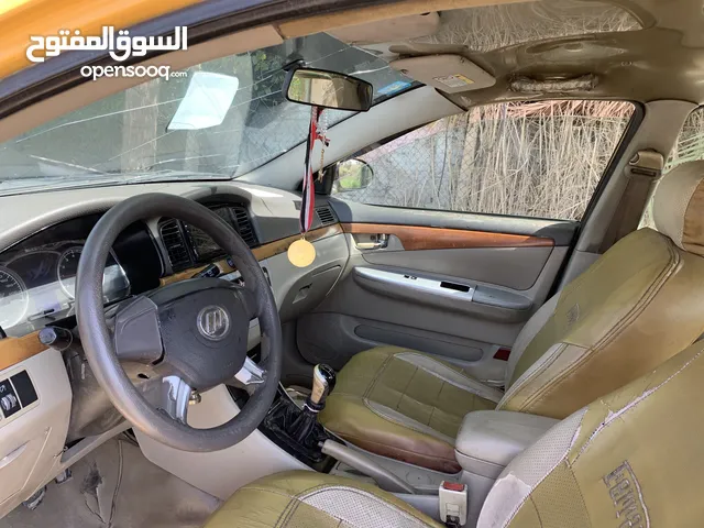 السلام عليكم ليفان 620 تكسي بغداد السياره استيراد خاص السياره حلوه مرتبه نظيفه وتحويل مباشر